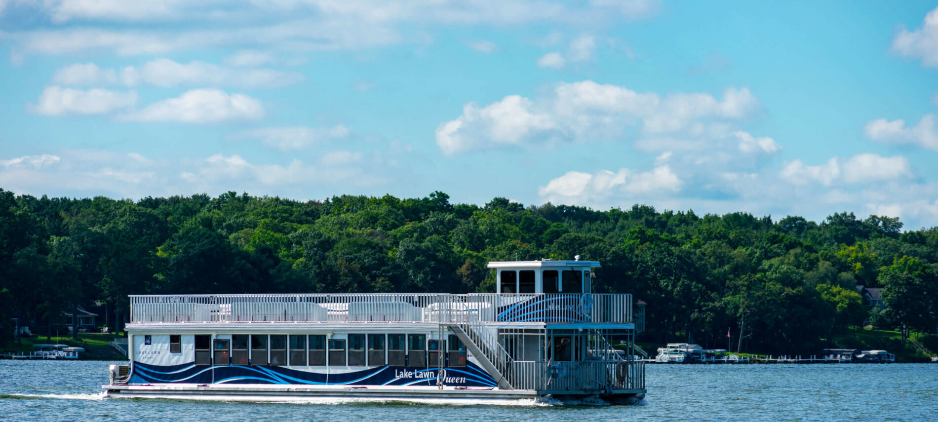 Lake Lawn Queen Tour Boat