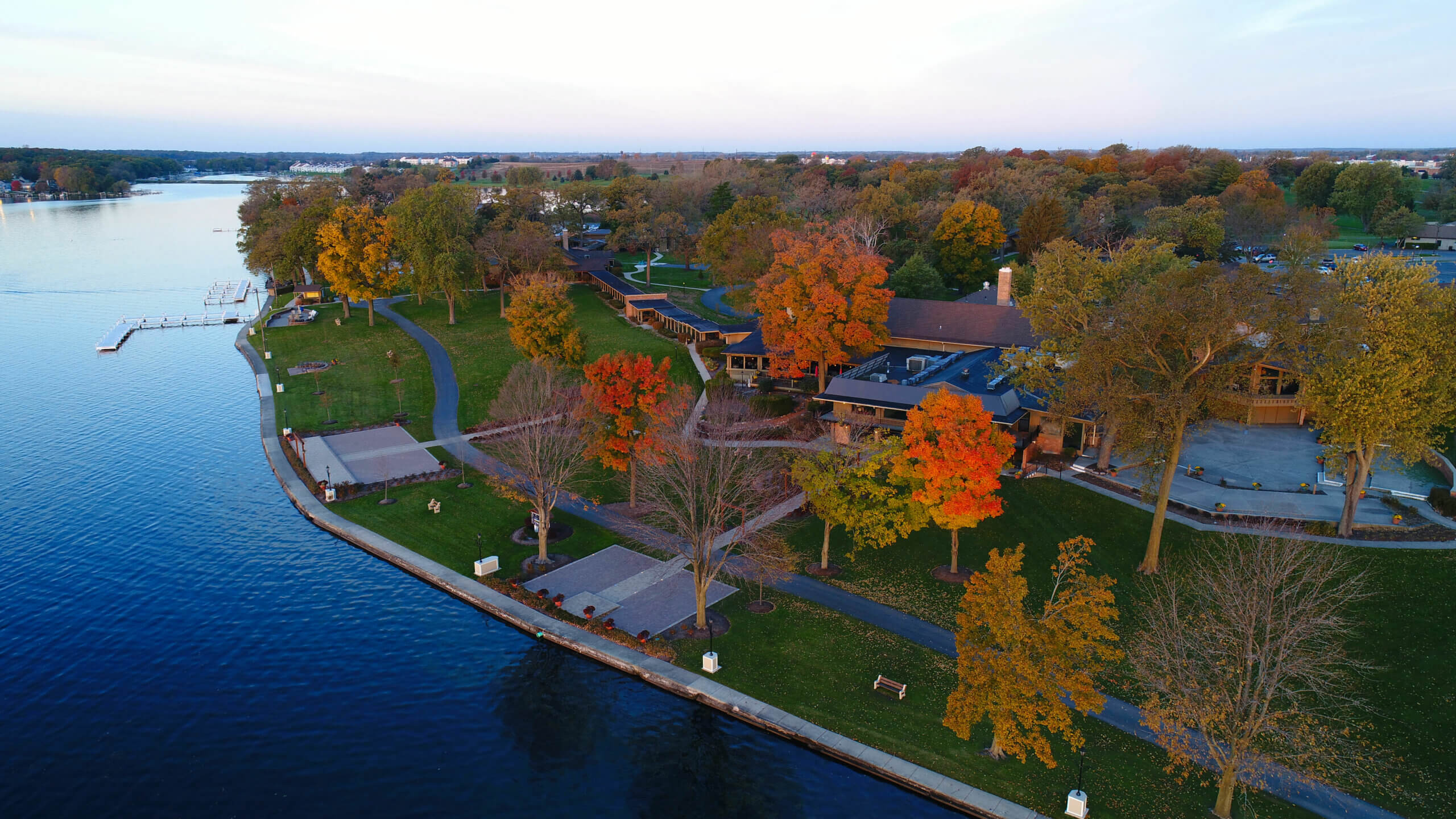Wisconsin Resorts – Lake Lawn Resort – Delavan, WI